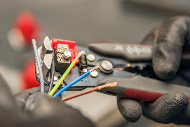 Best 24-Hour Electrician  in Kualapuu, HI